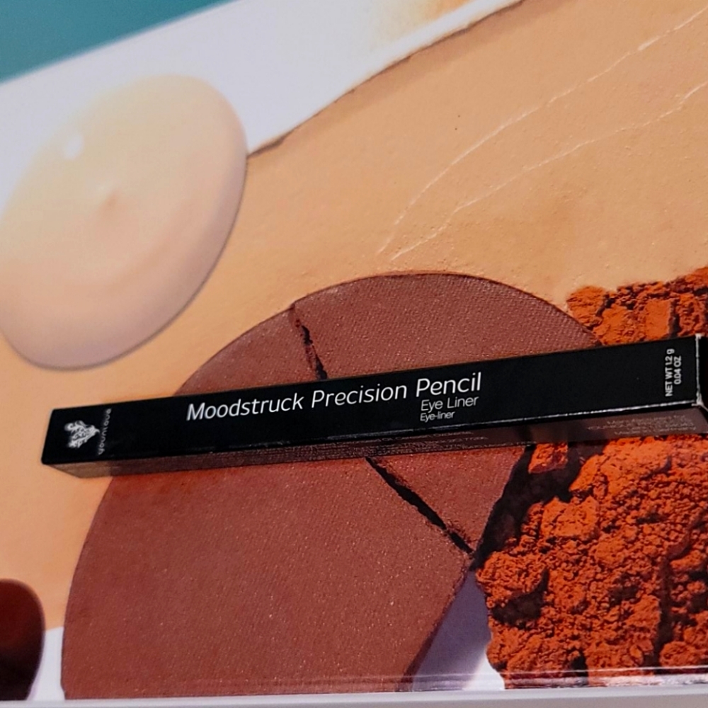 Moodstruck Precision Pencil Eyeliner